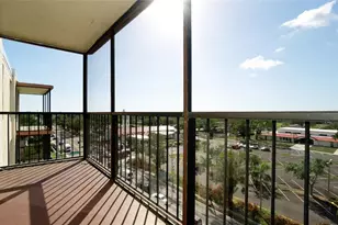 2901 26th St W, Bradenton, FL 34205 - Photo 11