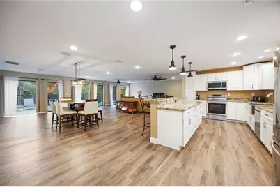 635 Tropical Circle, Sarasota, FL 34242 - Photo 11