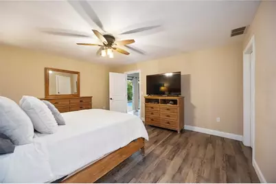 635 Tropical Circle, Sarasota, FL 34242 - Photo 21