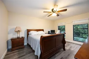 635 Tropical Cir, Sarasota, FL 34242 - Photo 23