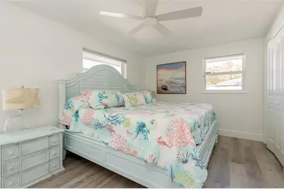 408 71st Street, Holmes Beach, FL 34217 - Photo 29