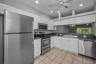 1400 Water View Dr W, Largo, FL 33771 - Photo 9
