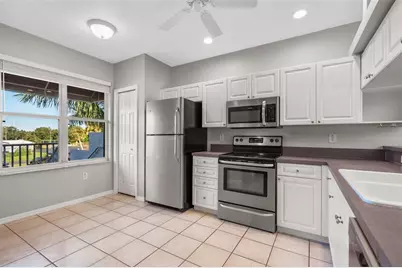 1400 Water View Drive W #202, Largo, FL 33771 - Photo 11