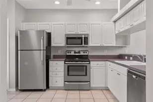 1400 Water View Dr W, Largo, FL 33771 - Photo 11
