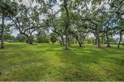 1400 Water View Drive W #202, Largo, FL 33771 - Photo 39