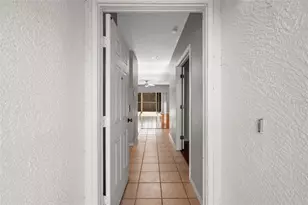 1400 Water View Dr W, Largo, FL 33771 - Photo 5