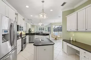 392 Park Trace Blvd, Osprey, FL 34229 - Photo 7