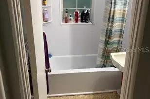 1905 S Jefferson Ave, Sarasota, FL 34239 - Photo 9