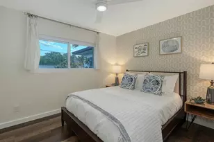 2426 Wisteria St, Sarasota, FL 34239 - Photo 25