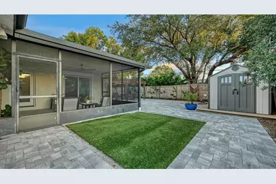 2426 Wisteria Street, Sarasota, FL 34239 - Photo 37