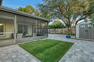 2426 Wisteria St, Sarasota, FL 34239 - Photo 37