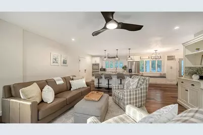 2426 Wisteria Street, Sarasota, FL 34239 - Photo 19