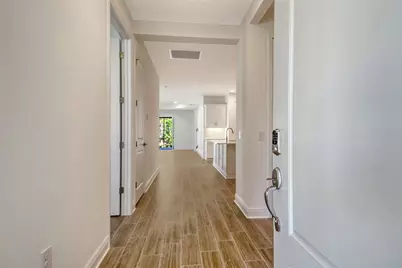 12697 Palatka Drive, Venice, FL 34293 - Photo 9