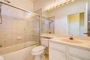 5621 52nd Ave W, Bradenton, FL 34210 - Photo 25