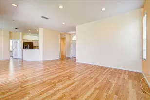 5621 52nd Ave W, Bradenton, FL 34210 - Photo 9