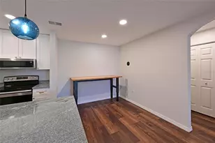 8809 Manor Loop, Lakewood Ranch, FL 34202 - Photo 17