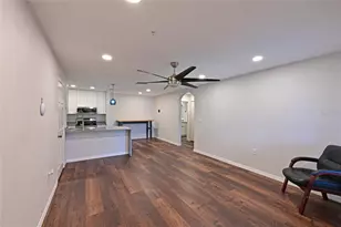 8809 Manor Loop, Lakewood Ranch, FL 34202 - Photo 11