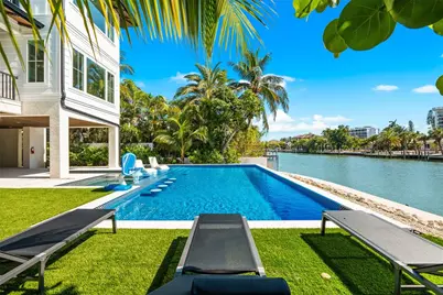 551 S Washington Drive, Sarasota, FL 34236 - Photo 85