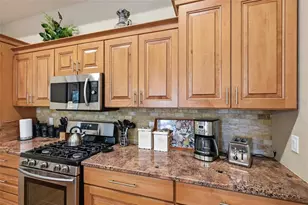 7002 Marina Dr, Holmes Beach, FL 34217 - Photo 13