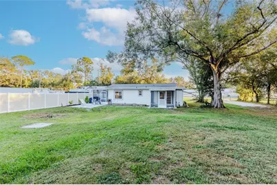 3323 58th Avenue E, Bradenton, FL 34203 - Photo 7