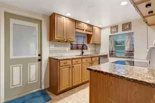 3323 58th Ave E, Bradenton, FL 34203 - Photo 15