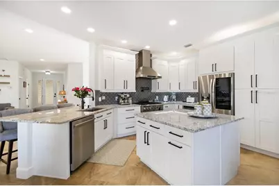 11519 Sweetflag Drive, Lakewood Ranch, FL 34202 - Photo 15