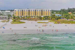 915 Seaside Dr, Sarasota, FL 34242 - Photo 3