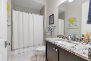 1614 Bay Rd, Sarasota, FL 34239 - Photo 25