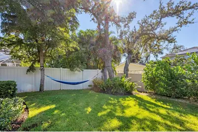 1614 Bay Road, Sarasota, FL 34239 - Photo 45