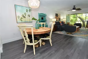 1647 Brookhouse Ct, Sarasota, FL 34231 - Photo 5