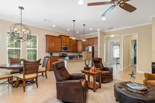 339 Sapphire Lake Dr, Bradenton, FL 34209 - Photo 13