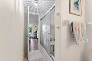 3915 Lake Bayshore Dr, Bradenton, FL 34205 - Photo 11