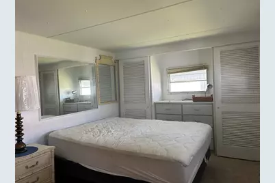 1709 Olympia Fields Street, Sarasota, FL 34234 - Photo 15