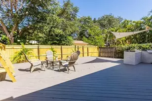 521 35th Ave NE, Saint Petersburg, FL 33704 - Photo 5