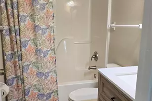 1215 6th St W, Bradenton, FL 34205 - Photo 13