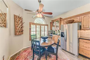 920 Springwood Cir, Bradenton, FL 34212 - Photo 17