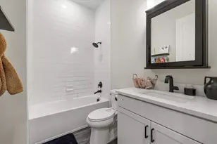 7892 Mainsail Ln, Sarasota, FL 34240 - Photo 35