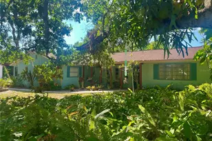 550 46th St, Sarasota, FL 34234 - Photo 1