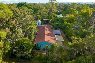 550 46th St, Sarasota, FL 34234 - Photo 1