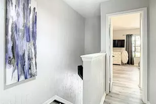 2403 Brigadoon Dr, Clearwater, FL 33759 - Photo 9