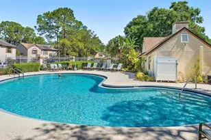 2403 Brigadoon Dr, Clearwater, FL 33759 - Photo 7