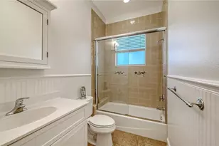 3930 Elysian Woods Ln, Sarasota, FL 34231 - Photo 29