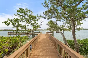 1260 Dolphin Bay Way, Sarasota, FL 34242 - Photo 43