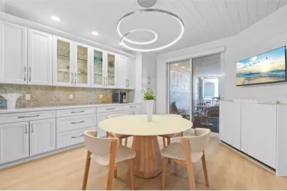 1260 Dolphin Bay Way #301, Sarasota, FL 34242 - Photo 5