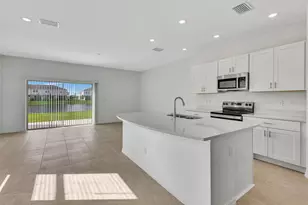 16556 Bergamo Pl, Lakewood Ranch, FL 34211 - Photo 9