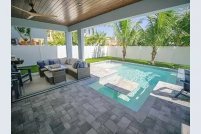 2305 Avenue C, Bradenton Beach, FL 34217 - Photo 37