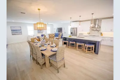 2305 Avenue C, Bradenton Beach, FL 34217 - Photo 7