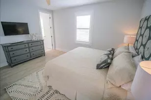 2305 Avenue C, Bradenton Beach, FL 34217 - Photo 29