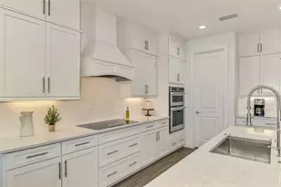 560 Mistiflower Cir, Nokomis, FL 34275 - Photo 19