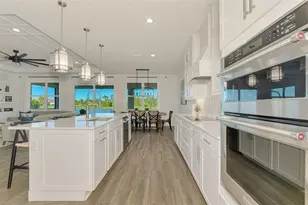 560 Mistiflower Cir, Nokomis, FL 34275 - Photo 25